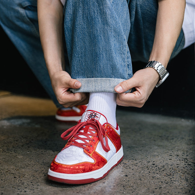 Sceau Rouge — Sneakers d’Art — vue 6 | Artelure