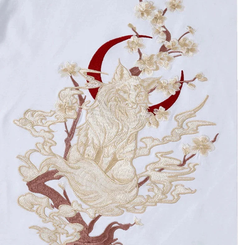 Kitsune au Clair de Lune — T-shirt Brodé — vue 5 | Artelure