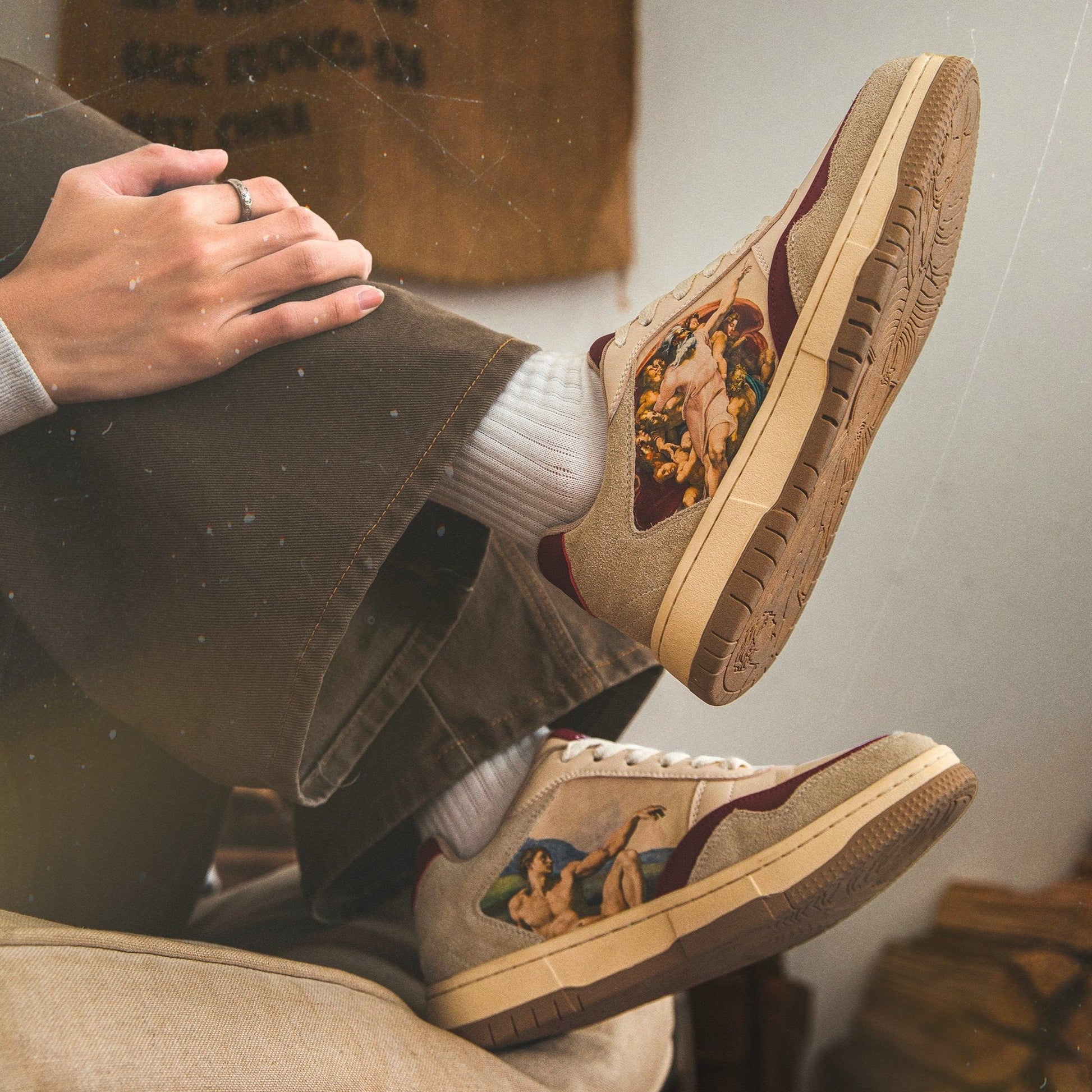Genèse — Sneakers d’Art — vue 5 | Artelure