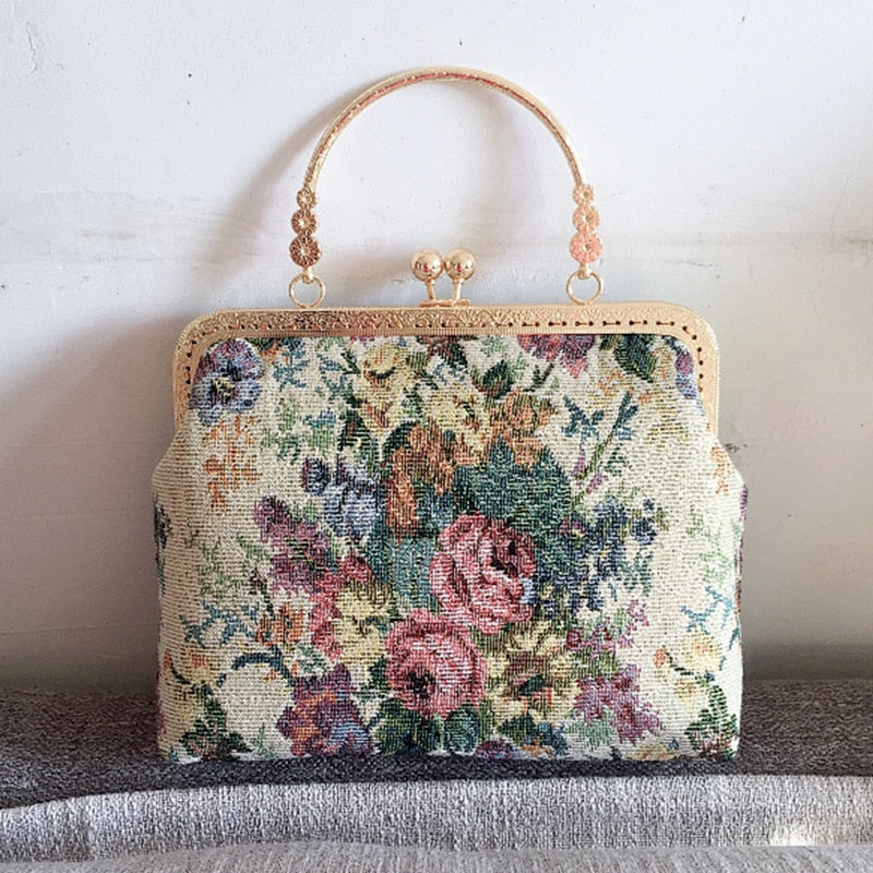 Rococo Floral — Sac Brodé — vue 4 | Artelure