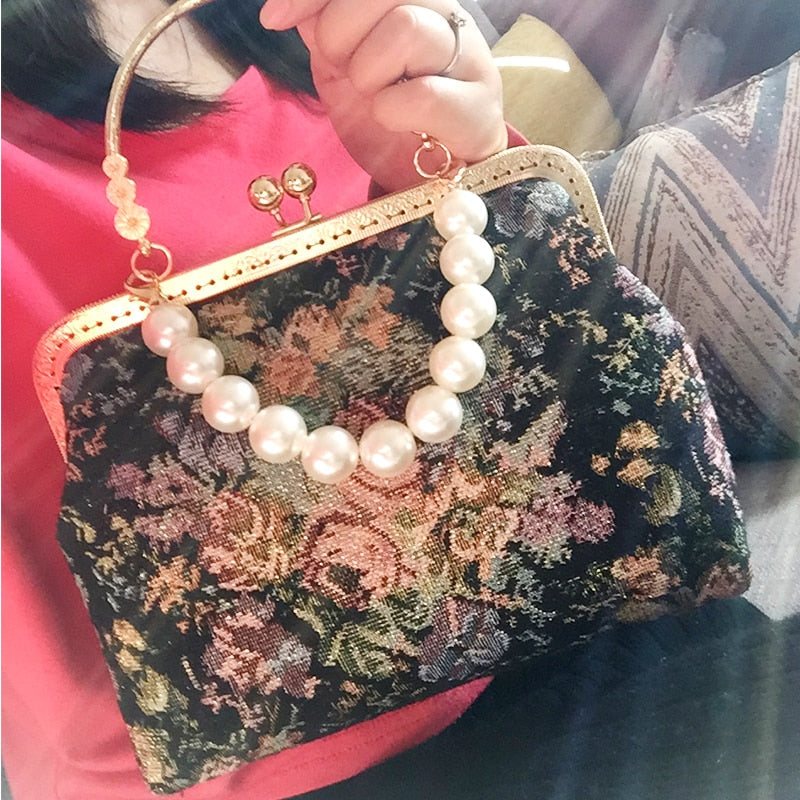 Rococo Floral — Sac Brodé — vue 3 | Artelure