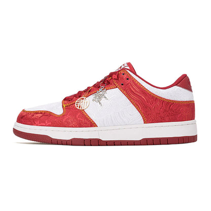 Sceau Rouge — Sneakers d’Art — vue 1 | Artelure